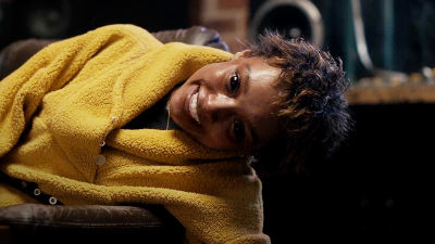 Talk to Me (2023) review