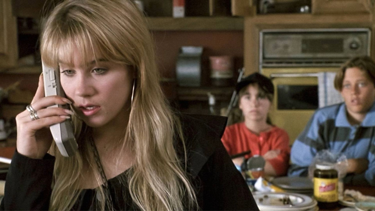 Don't Tell Mom the Babysitter's Dead (1991) review