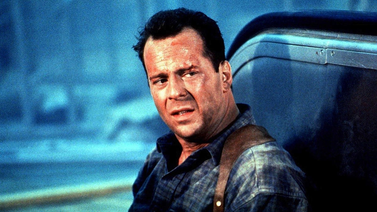Die Hard 2 (1990) review