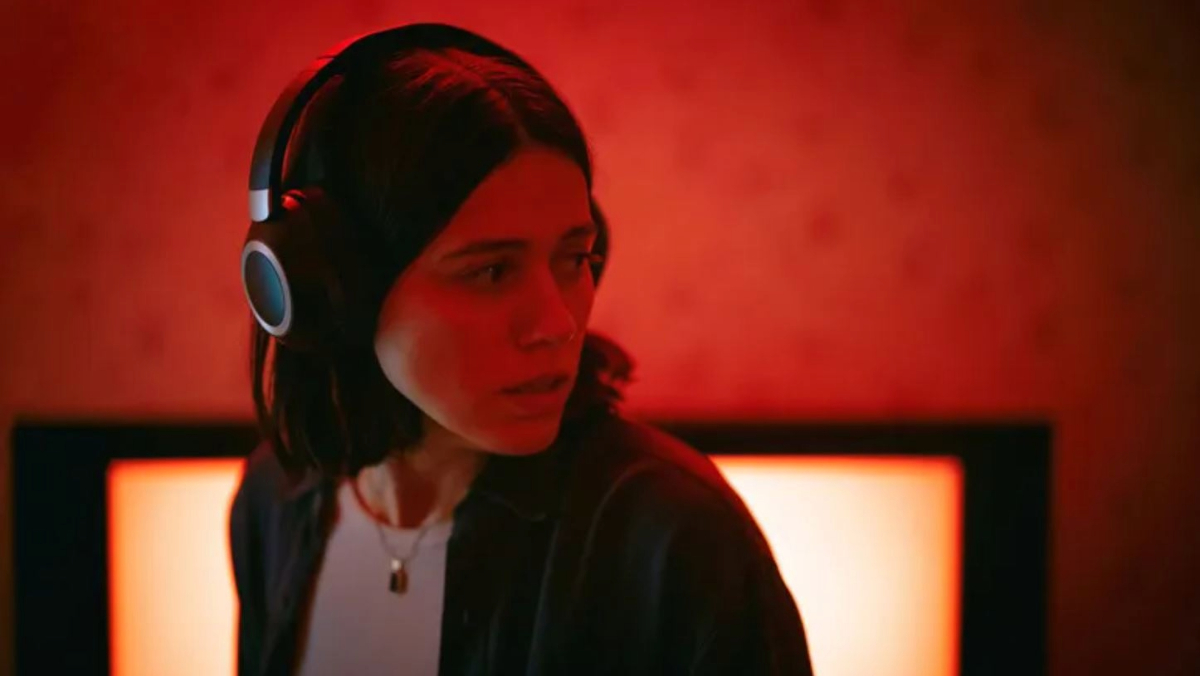 Undertone (2026) review